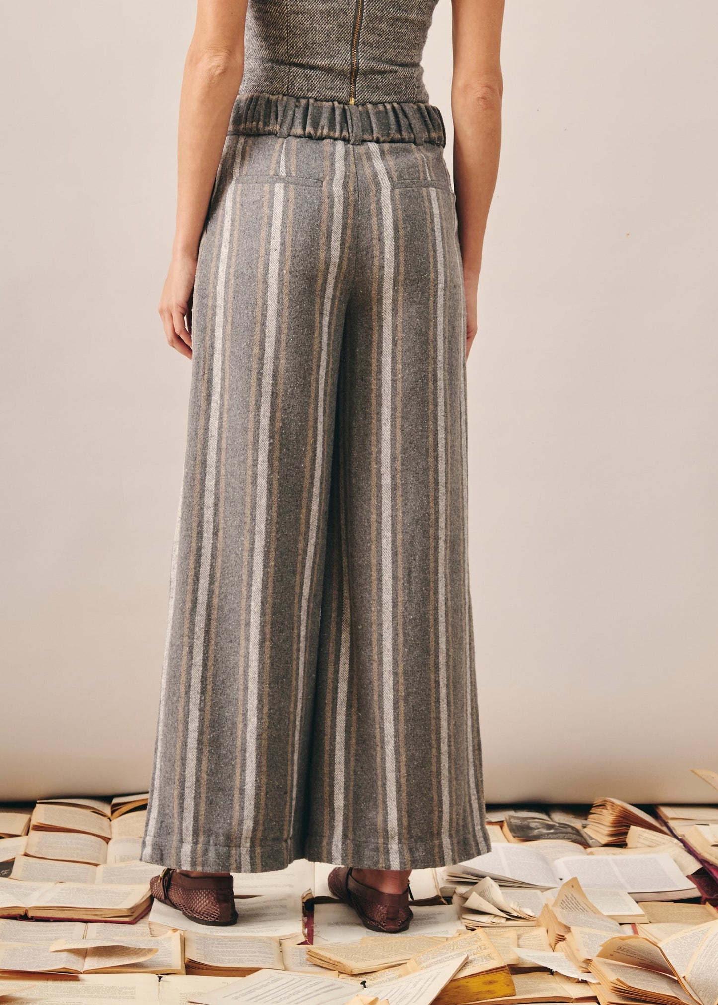 Calça Kenia  Cinza
