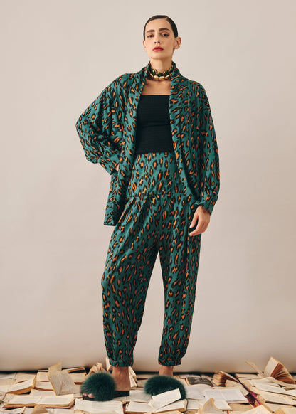 Conjunto Olivia Onça