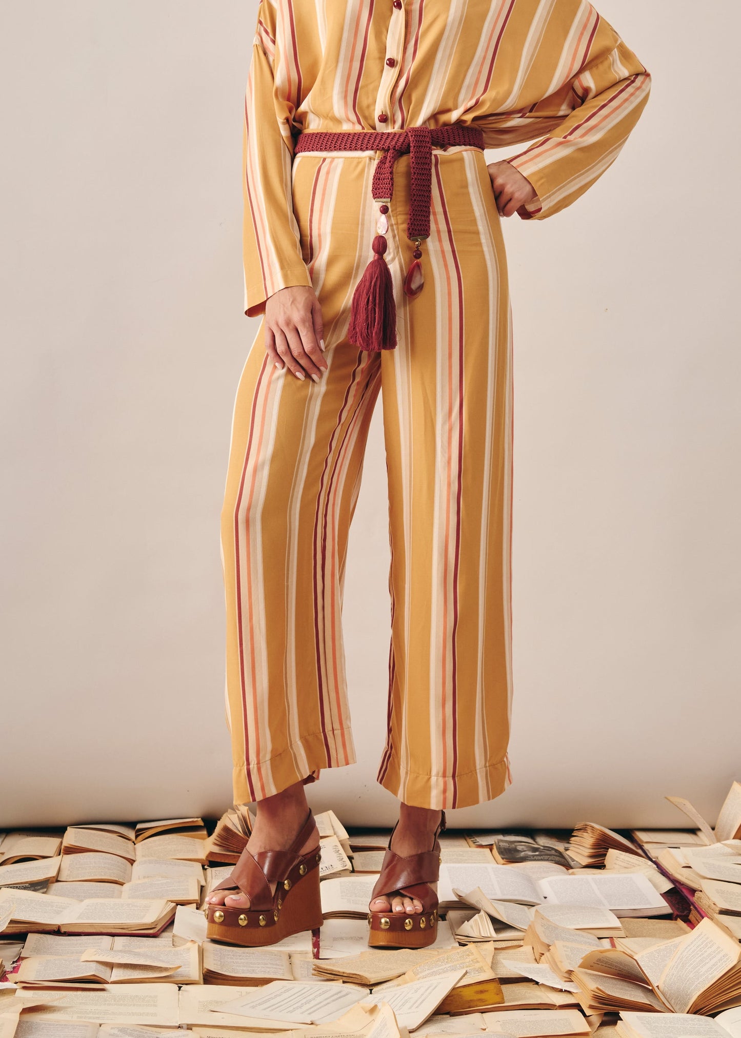 Calça Zaia Listrado Camelo