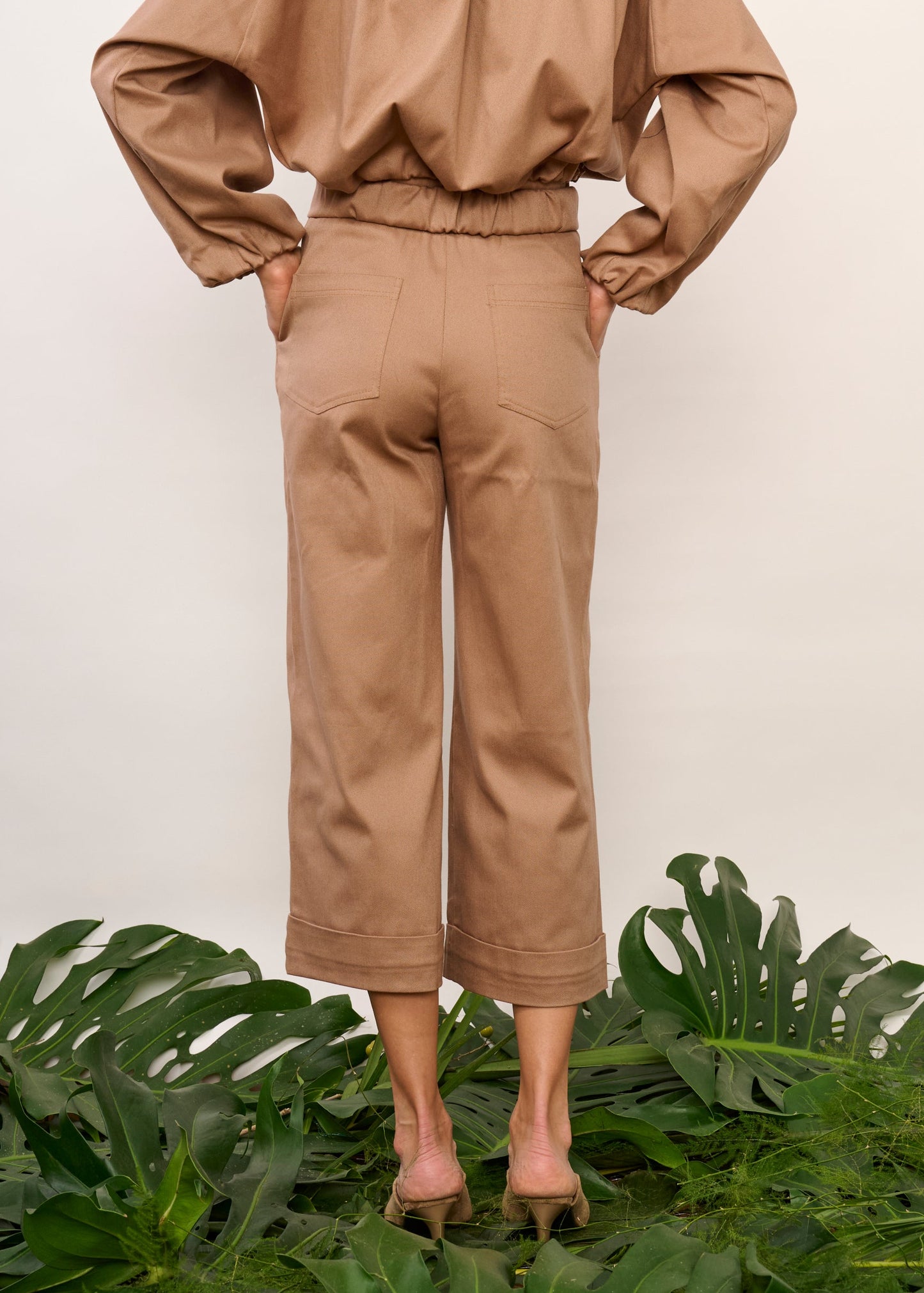 Calça Tessia Marrom