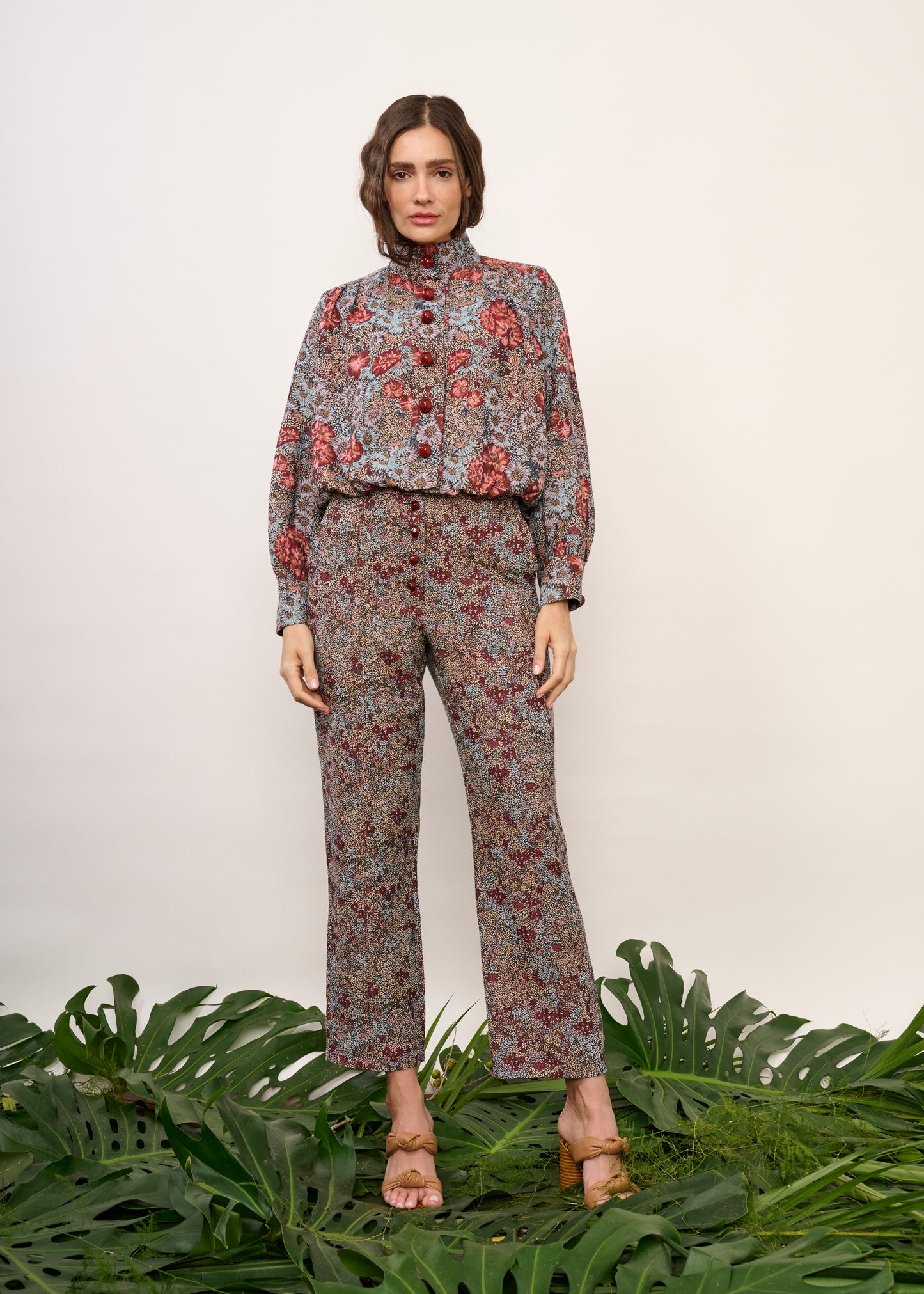 Calça Aifa Jacquard Floral Vermelha