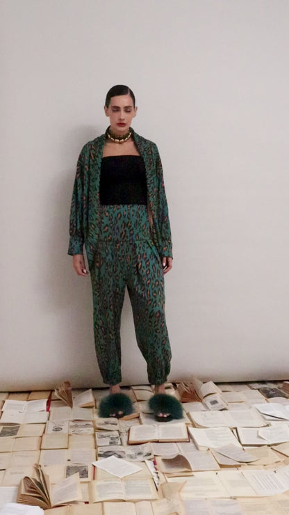Conjunto Olivia Onça